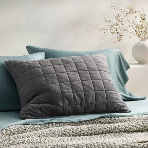 Casaluna Heavyweight Linen Blend Quilted Dark Gray King Pillow Sham 20" x 36" - Picture 1 of 7